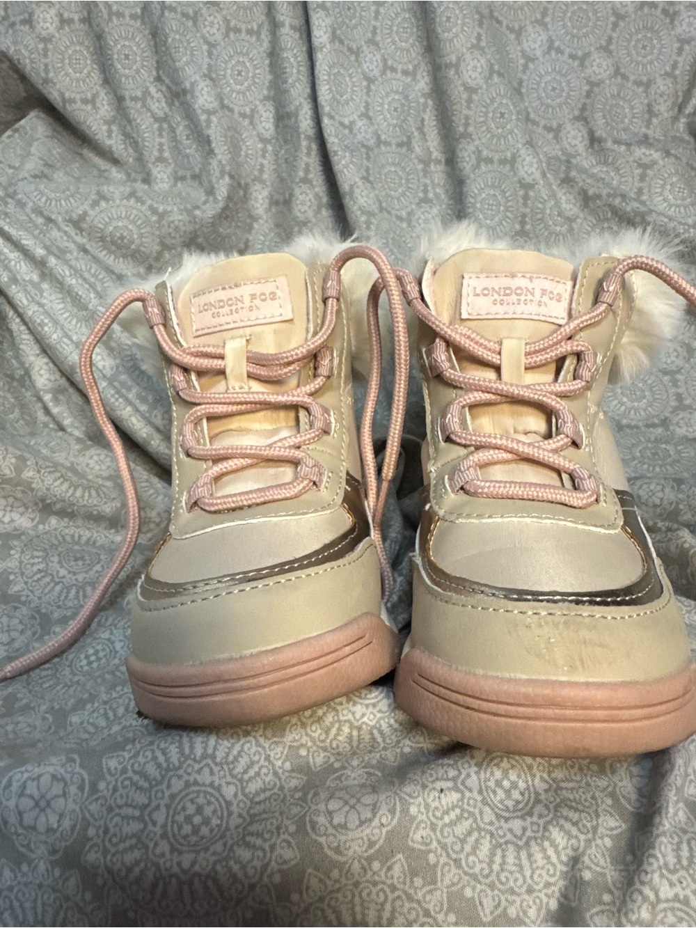 UGG Kids Beige and Pink Faux-Fur Lace-Up Boots